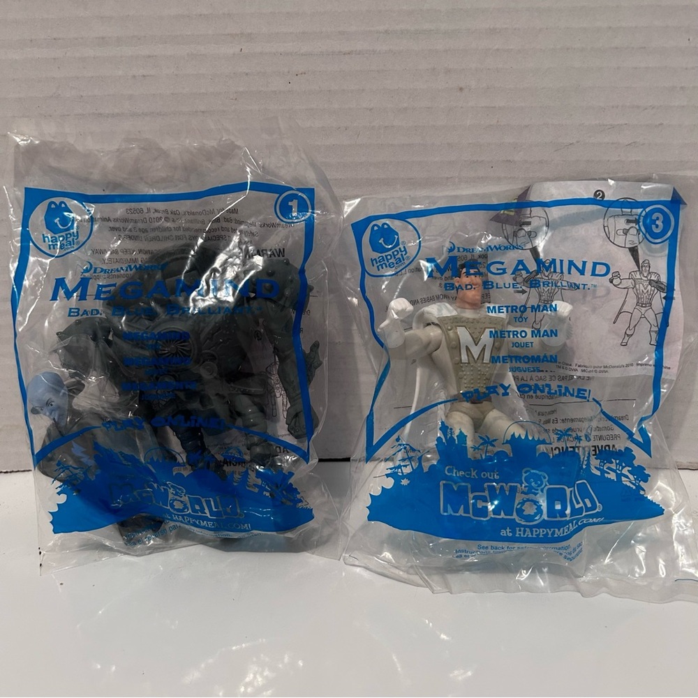 Lot of 2 Megamind 2010 McDonald Happy Meal toys #1 & # 3